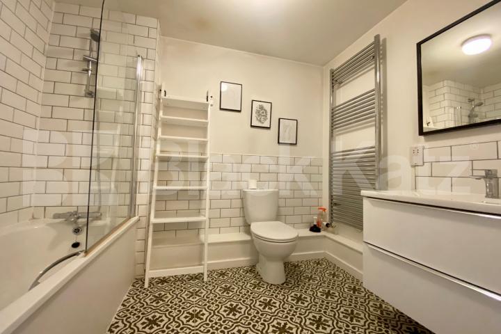 Exceptional one bedroomed apartment in highly desirable development Avonley Road, New Cross